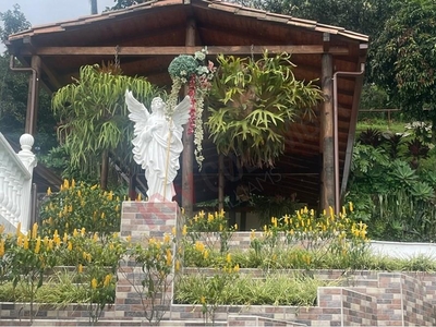 Venta casa Campestre, Girardota - Antioquia, Vereda Manga Arriba.