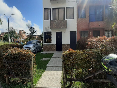 Apartamento En Arriendo Ubicado En Rionegro Sector San Nicolas (22719).