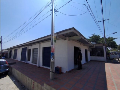 Local comercial en venta en Centenario