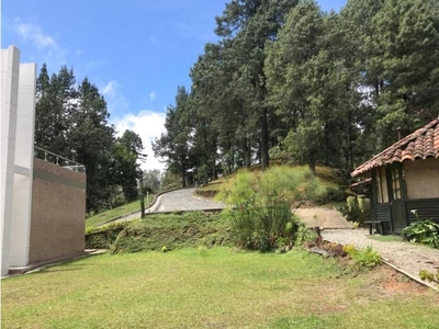 Casa de campo de alto standing de 5800 m2 en alquiler Envigado, Departamento de Antioquia