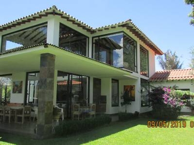 Casa en renta en Llano Grande, Rionegro, Antioquia | 1.394 m2 terreno y 426 m2 construcción