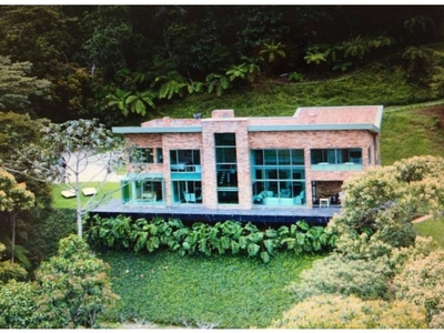 Casa de campo de alto standing de 18000 m2 en venta Rionegro, Departamento de Antioquia
