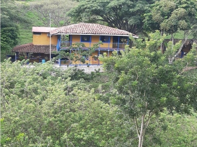 Cortijo de alto standing de 60 m2 en venta Cartago, Colombia