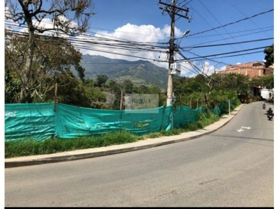 Terreno / Solar de 8400 m2 - Copacabana, Colombia
