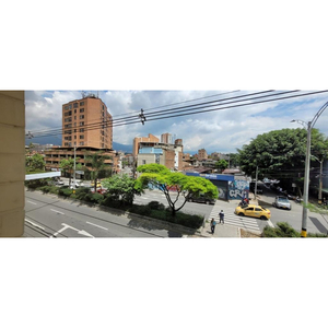 Apartamento En Venta En Medellín San Juan. Cod 107