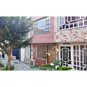 Casa En Venta En Bogotá Marruecos. Cod 11750034