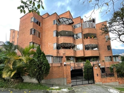 Edificio de Apartamentos en Venta, Las Palmas El Poblado