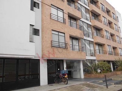 Apartamento ideal ubicación en Chía, parqueadero propio y deposito... no busques mas... este es!