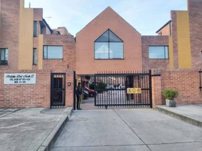 Casa en venta en Portales del Norte, Bogotá, Cundinamarca | 79 m2 terreno y 79 m2 construcción