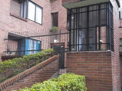 Apartamento en venta en Laureles, Medellín, Antioquia | 105 m2 terreno y 105 m2 construcción