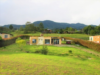 Casa de campo de alto standing de 150 m2 en venta Cogua, Colombia