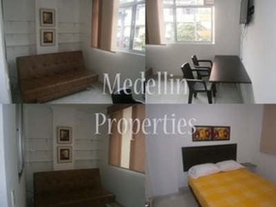 Apartamentos Amoblados Para Alquilar en Medellin Código:4599 - Medellín