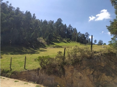 Terreno / Solar de 25000 m2 - Paipa, Colombia