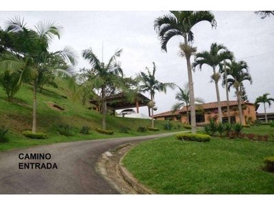 Casa de campo de alto standing de 7000 m2 en venta Giradota, Colombia