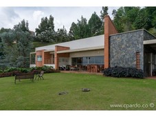 Vivienda exclusiva de 2188 m2 en venta Medellín, Colombia