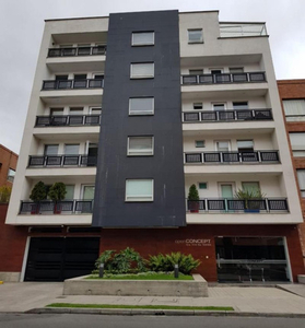 Apartamento En Venta En Bogotá Chico Navarra. Cod 156