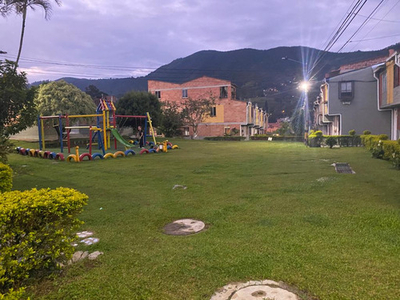Casa Unifamiliar En Venta San Antonio De Prado, Antioquia
