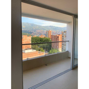 Venta De Apartamento Para Estrenar En Laureles, Piso 9, Medellín