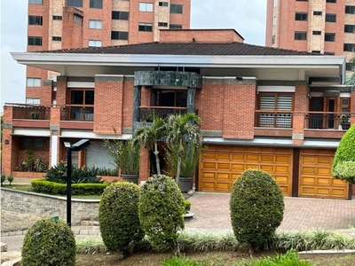 Vivienda exclusiva de 810 m2 en venta Medellín, Departamento de Antioquia