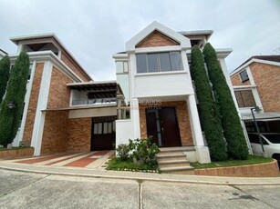 Alquiler Casas en Bucaramanga - 3 habitacion(es)