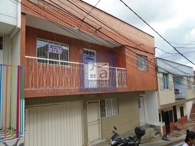 Apartamento en arriendo Carrera 33 #95, Comuna 9 La Pedregosa, Sotomayor, Floridablanca, Santander, Colombia