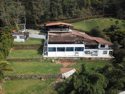 Casa Dúplex En Venta En Envigado Sector Loma Del Escobero