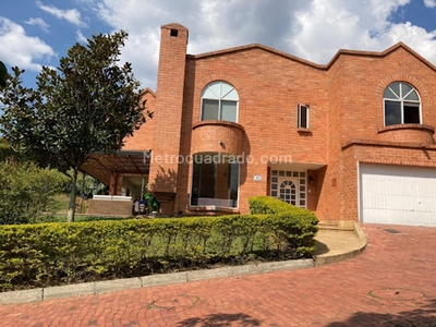 Casa en Venta, Las Lomas