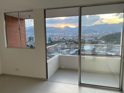 Apartamento en arriendo Barrio San Diego, Calle 39a, La Candelaria, Medellín, Antioquia, Colombia
