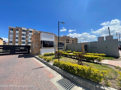 Apartamento (1 Nivel) en Venta en Pinares de Chia, Municipio Chia, Cundinamarca