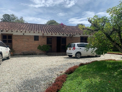 Casa en Venta en Centro, La Ceja, Antioquia