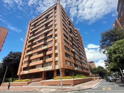 Apartamento en arriendo Edificio Anses I, Carrera 11b Bis #124a-15, Bogotá, Colombia