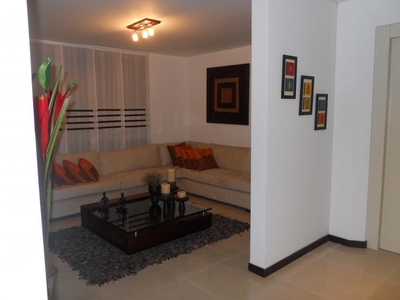 Apartamento en Venta en AGUACATAL, Cali, Valle del Cauca