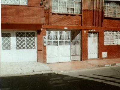 Casa en Venta en CENTENERIO, Rafael Uribe, Bogota D.C
