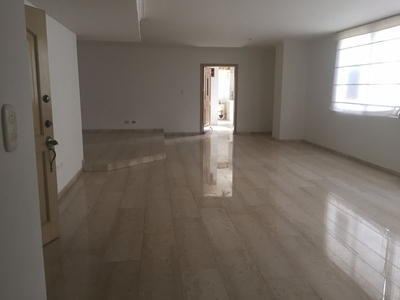 Apartamento en venta en Golf