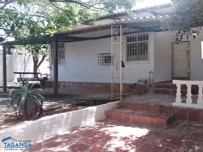 Casas en Santa Marta | Venta o Permuta Casa en la Playa de Taganga en Santa Marta, Colombia