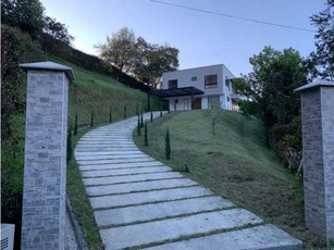 Casa de campo de alto standing de 4 dormitorios en venta Rionegro, Departamento de Antioquia