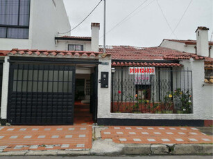 Vendo casa con apartamento en Villa del Prado