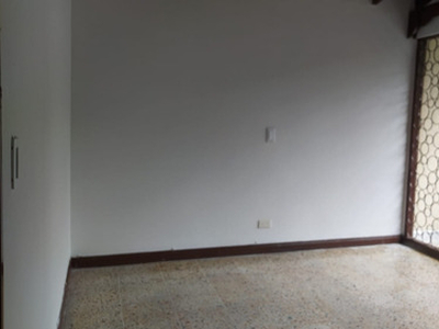 Casa En Arriendo En Medellín - Simon Bolivar
