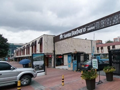 Local En Arriendo En Bogotá Santa Bárbara. Cod 60612