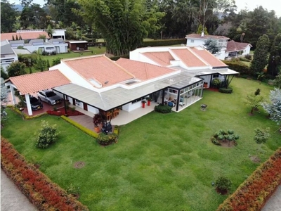 Casa de campo de alto standing de 2000 m2 en venta Rionegro, Departamento de Antioquia