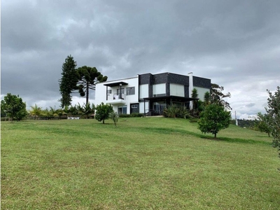 Casa de campo de alto standing de 5000 m2 en venta Rionegro, Colombia