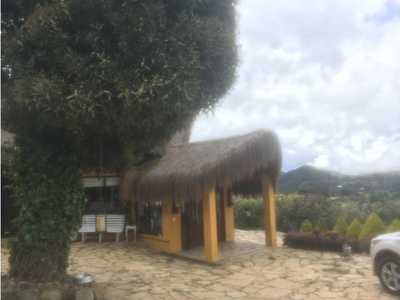 Vivienda de alto standing en venta La Calera, Colombia