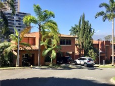 Vivienda de alto standing en venta Medellín, Departamento de Antioquia