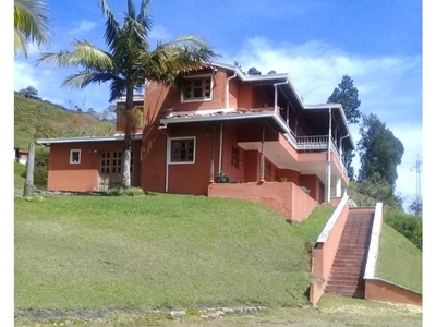 Cortijo de alto standing de 109000 m2 en venta El Peñol, Departamento de Antioquia