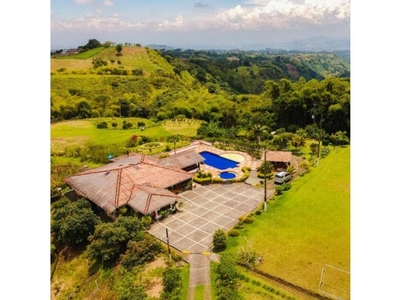 Casa de campo de alto standing de 16335 m2 en venta Pereira, Departamento de Risaralda