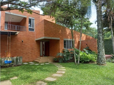 Casa de campo de alto standing de 1642 m2 en venta Cali, Colombia