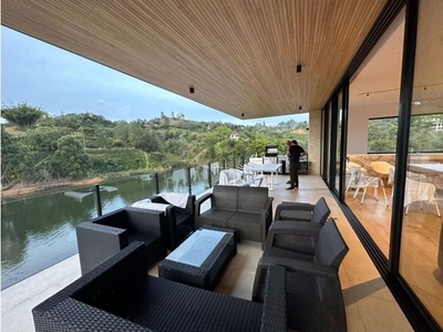 Casa de campo de alto standing de 2500 m2 en venta El Peñol, Departamento de Antioquia