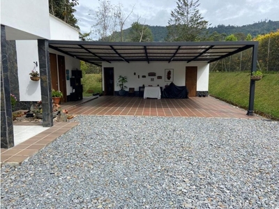 Casa de campo de alto standing de 2524 m2 en venta Rionegro, Colombia