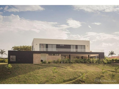 Casa de campo de alto standing de 2600 m2 en venta Pereira, Colombia