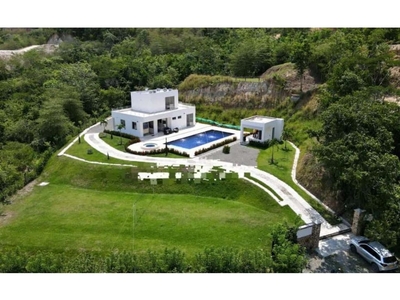 Casa de campo de alto standing de 2700 m2 en venta Sopetrán, Departamento de Antioquia